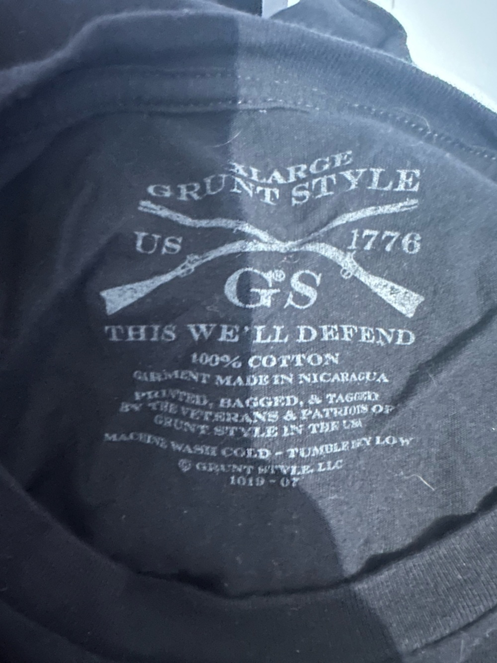 Grunt Style Black Long-Sleeve 'Beautiful Badass' Graphic Tee size XL - Picture 3 of 3